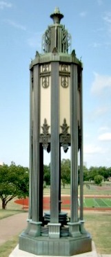 This lamp adorns the Art Deco Will Rogers High School