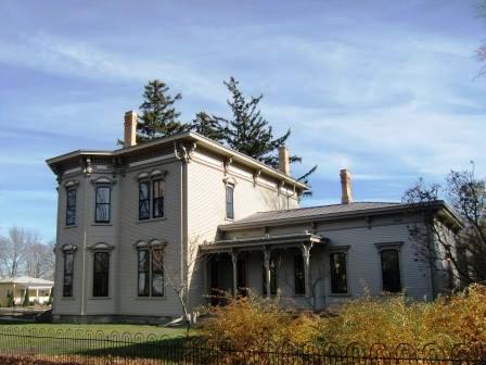 A painted brick Italianate house in Holland, MI