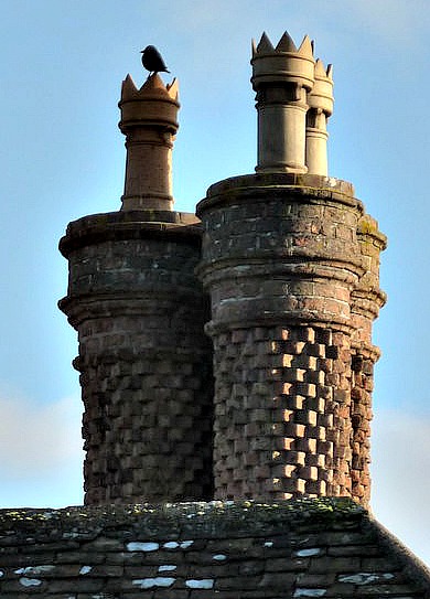 Peter Barr contributed this to Wikimedia.  Its nice to know that I am not the only person to get excited over chimneys