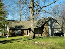 A shorter than normal Ranch home in New Palestine, Indiana