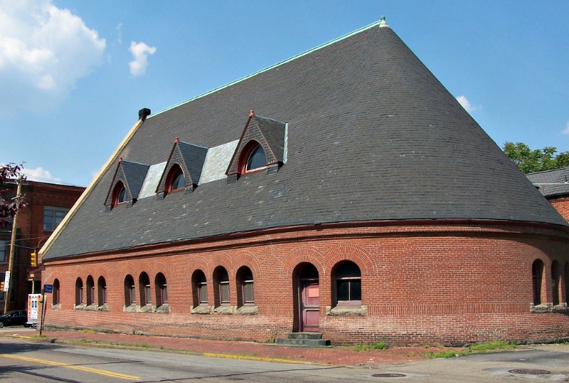 Emmanual Episcopal - 1883 - Richardsonian Romanesque by Henry Hobson Richardson