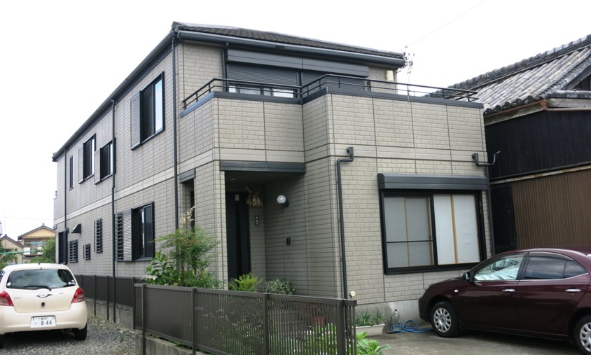 A modern house of Japan with maximum space utilization but little  in the way of style