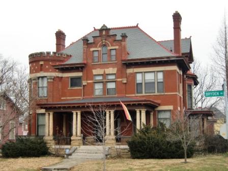 A Tudor house in Columbus, OH