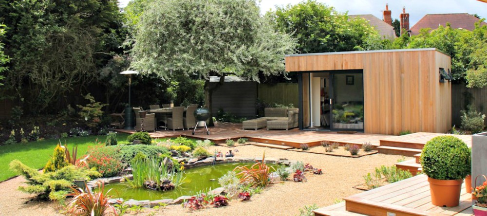 Here a garden building becomes a studio without the distractions of the home.