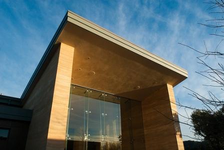 rammed earth walls, alternative housing