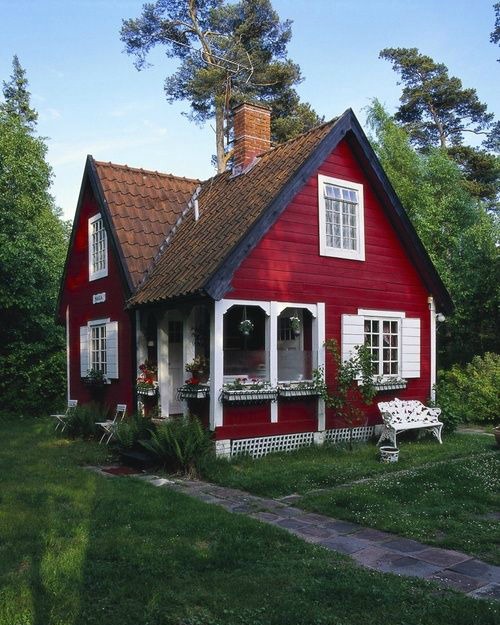 Deep Red Home