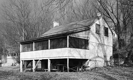 An early Tidewater Cottage