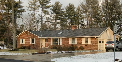 A brick Ranch in Worthington, Ohio - Ranch Style Home Designs